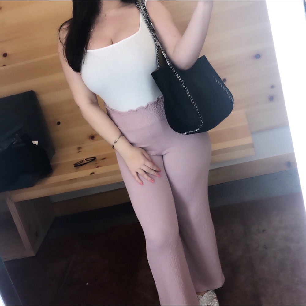 Baby Pink flare loose pants.